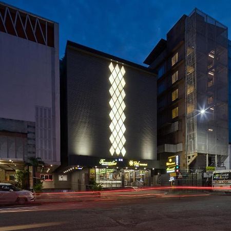 Hotel Sifat International Surate Exterior foto
