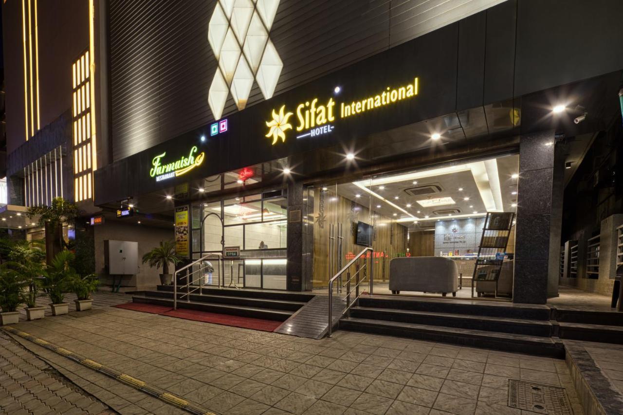 Hotel Sifat International Surate Exterior foto