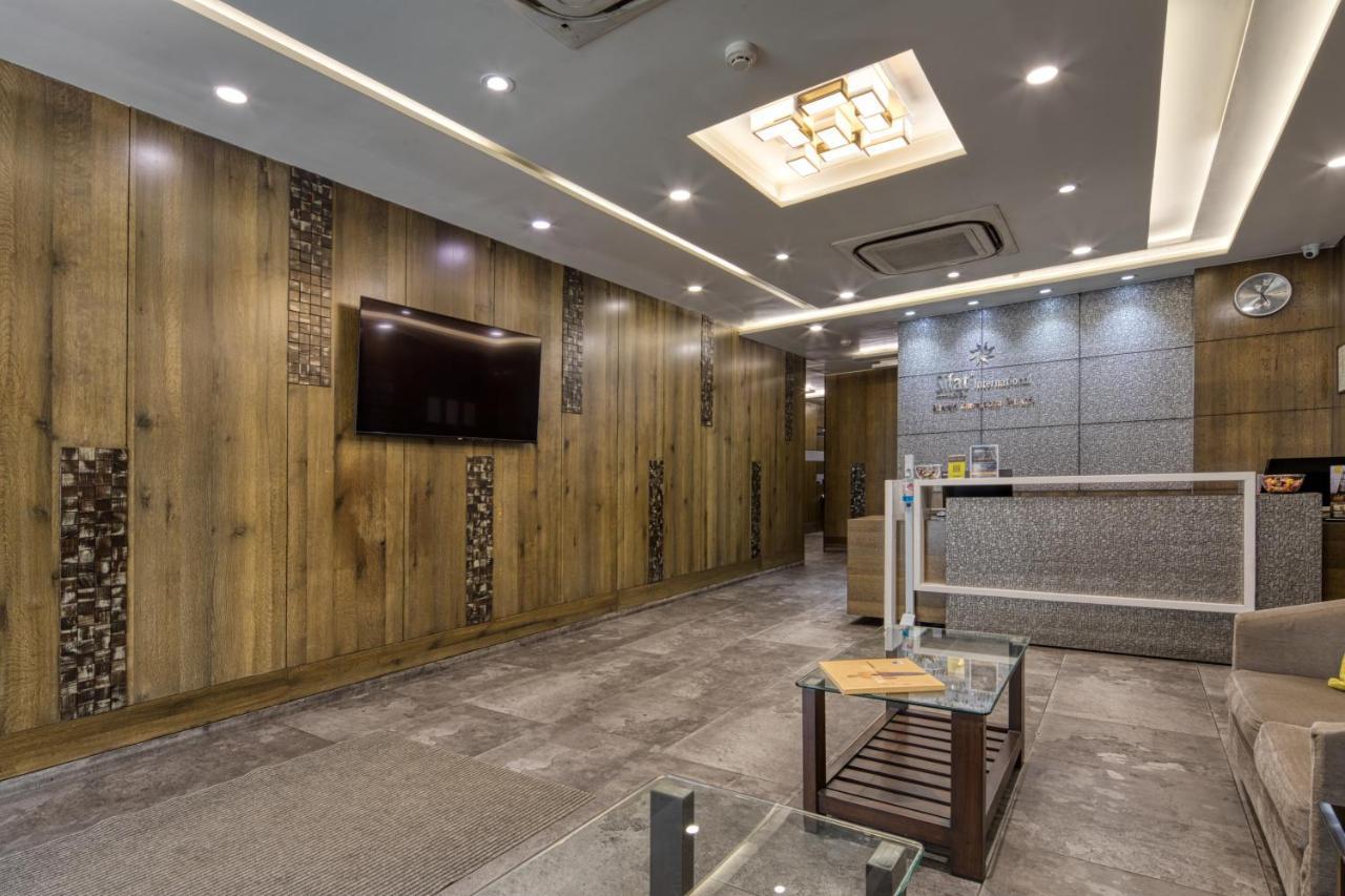 Hotel Sifat International Surate Exterior foto