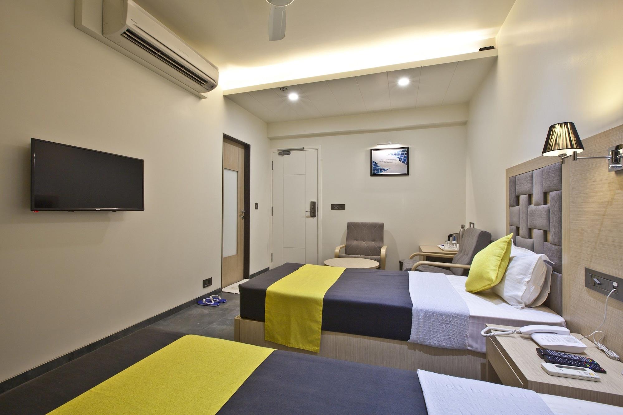 Hotel Sifat International Surate Exterior foto