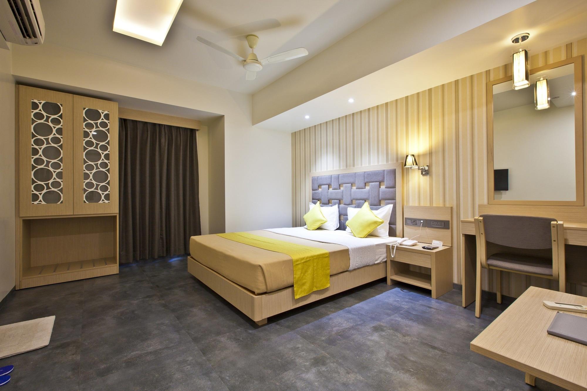 Hotel Sifat International Surate Exterior foto